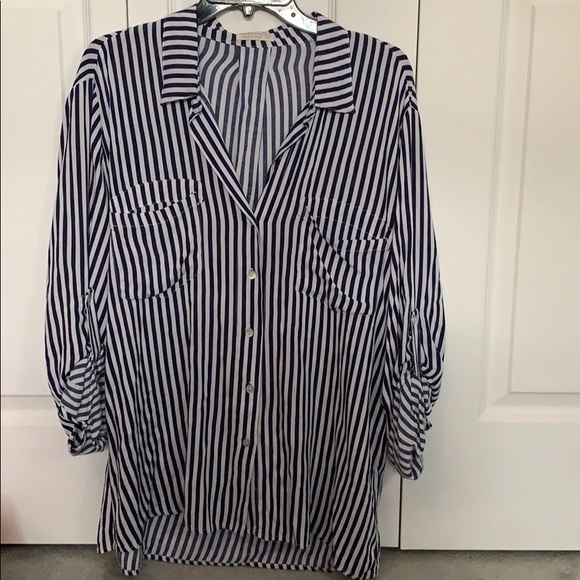 Oversized boyfriend button up - Picture 2 of 6